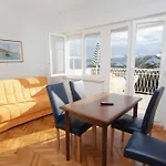 Apartman By The Sea Duce, Omis - 5987 Duće